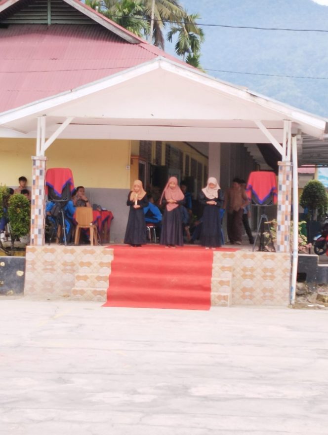 
					Nuansa Keagamaan Mengakhiri Class Meeting MTsN 3 Solok Selatan