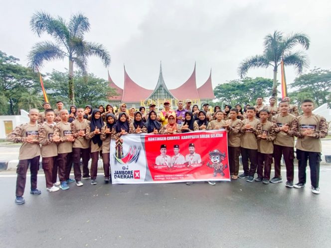 
					Menyala, 4 Orang Siswa MTsN 3 Solok Selatan Utusan Kontingen Cabang Kabupaten Solok Selatan JAMDA X Kwarda Sumatera Barat