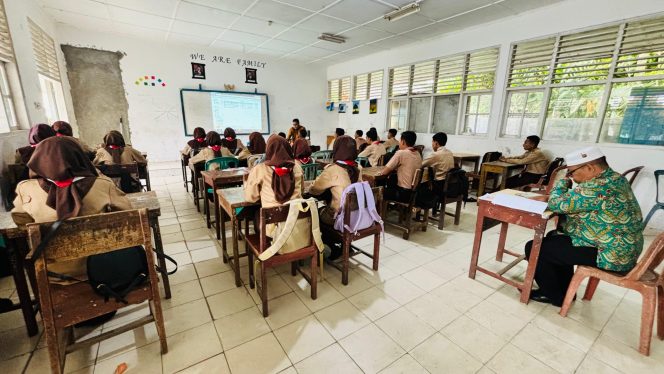 
					Dasril Yanto Tampilkan Yang Terbaik Dalam Supervisi Akademik