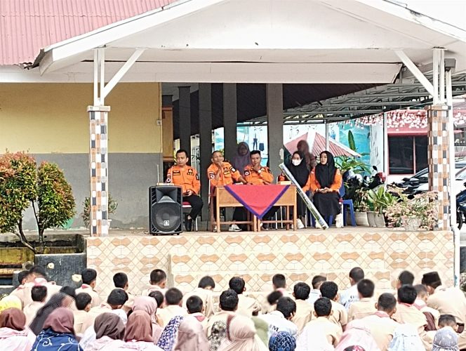 
					filter: 0; fileterIntensity: 0.0; filterMask: 0; module: photo; 
hw-remosaic: false; 
touch: (0.21944444, 0.171875); 
sceneMode: 32768; 
cct_value: 0; 
AI_Scene: (-1, -1); 
aec_lux: 200.75853; 
aec_lux_index: 0; 
albedo:  ; 
confidence:  ; 
motionLevel: -1; 
weatherinfo: null; 
temperature: 35;