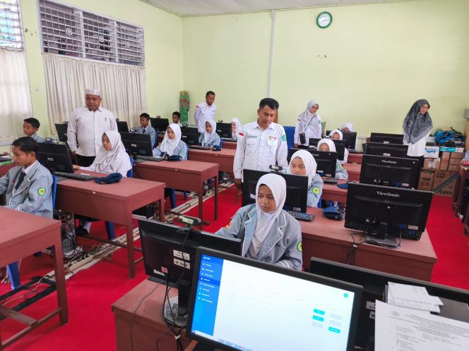 
					Monev ANBK Hari Pertama MTsN 3 Solok Selatan