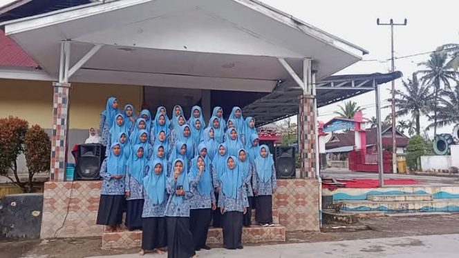 
					Muhadharah kolaborasi kelas Tahfiz MTsN 3 Solok Selatan