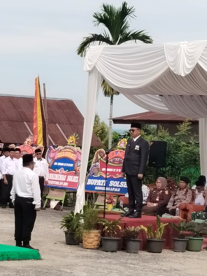 
					3 Orang Guru MTsN 3 Solok Selatan Pegang Peranan Penting Pada Upacara bendera HAB Kemenag ke -79