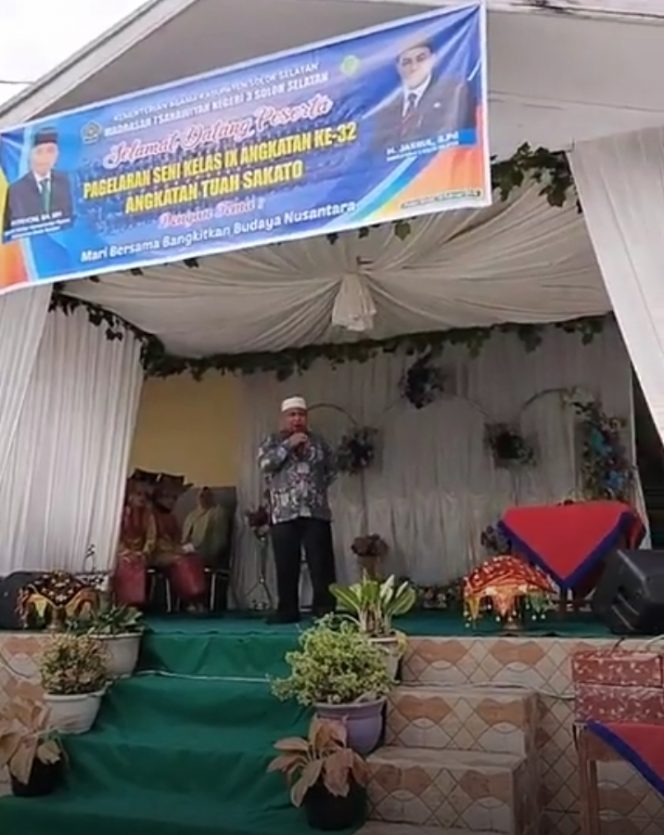 
					Pagelaran Seni Angkatan Tuah Sakato Angkatan Ke -32 MTsN 3 Solok Selatan