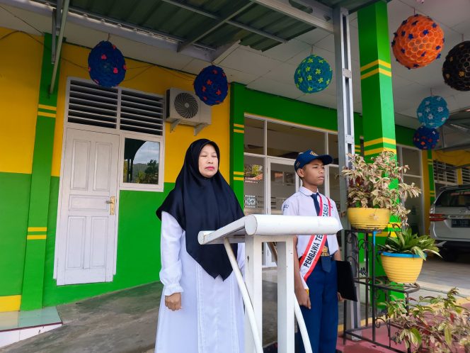 
					Cinta, judul amanat upacara bendera Hj. Reni Adriani waka kurikulum MTsN 3 Solok Selatan