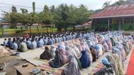 filter: 0; fileterIntensity: 0.0; filterMask: 0; module: video; 
hw-remosaic: false; 
touch: (-1.0, -1.0); 
sceneMode: 0; 
cct_value: 0; 
AI_Scene: (-1, -1); 
aec_lux: 165.08409; 
aec_lux_index: 0; 
albedo:  ; 
confidence:  ; 
motionLevel: -1; 
weatherinfo: null; 
temperature: 31;